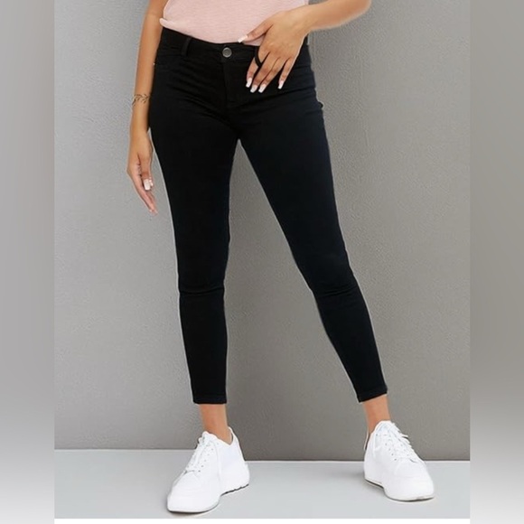 1822 Denim Women's Black Skinny Jeans Size 14 Petite New With Tags - Picture 1 of 8